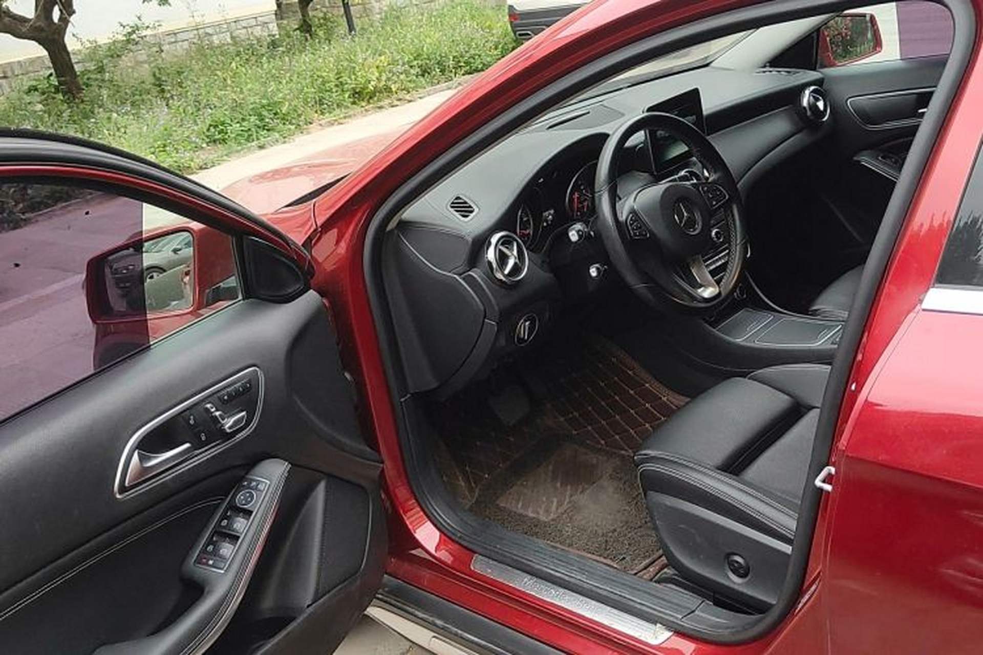 Used Mercedes-Benz GLA 2017 GLA 200 Fashion Model Driver Seat