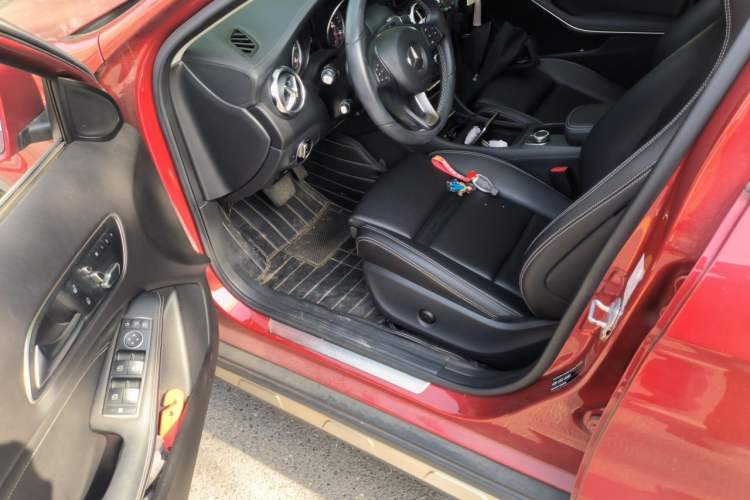 Used Mercedes-Benz GLA 2017 GLA 200 Fashion Model Driver Seat