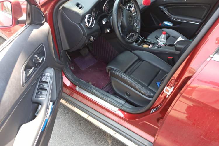 Used Mercedes-Benz GLA 2017 GLA 200 Fashion Model Driver Seat