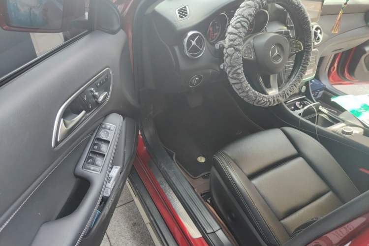 Used Mercedes-Benz GLA 2017 GLA 200 Fashion Model Driver Seat