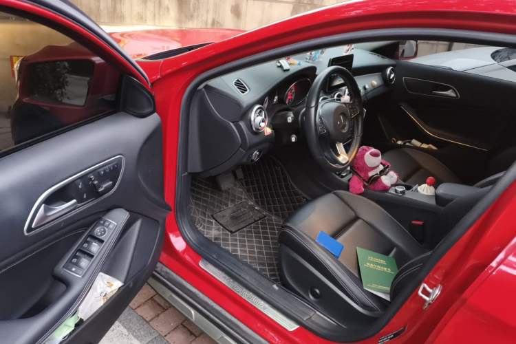 Used Mercedes-Benz GLA 2017 GLA 200 Fashion Model Driver Seat