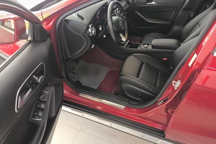 Used Mercedes-Benz GLA 2017 GLA 200 Fashion Model Driver Seat