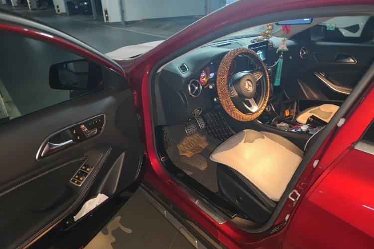 Used Mercedes-Benz GLA 2017 GLA 200 Fashion Model Driver Seat