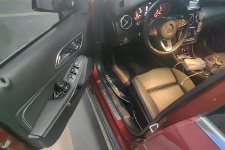Used Mercedes-Benz GLA 2017 GLA 200 Fashion Model Driver Seat
