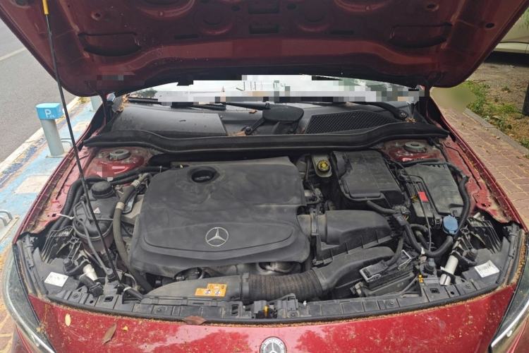 Used Mercedes-Benz GLA 2017 GLA 200 Sport Edition Engine Bay