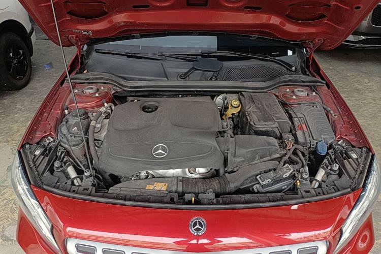 Used Mercedes-Benz GLA 2017 GLA 200 Fashion Model Engine Bay