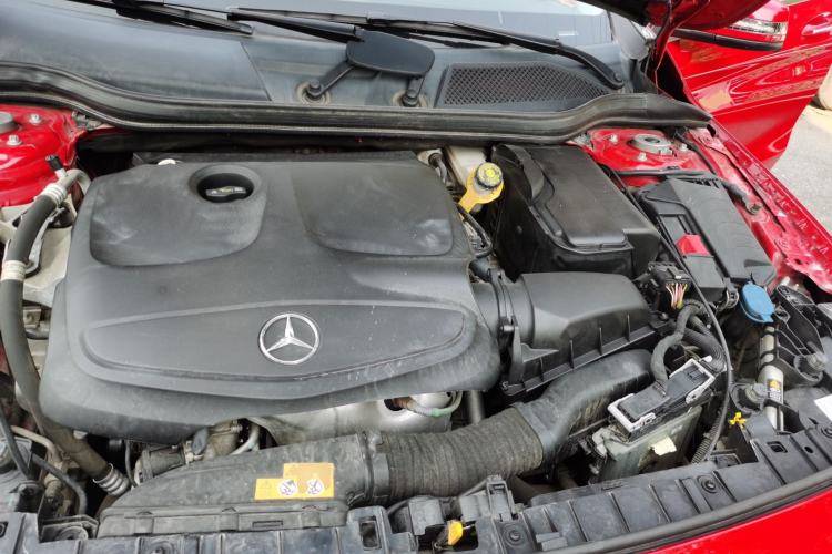 Used Mercedes-Benz GLA 2017 GLA 200 Fashion Model Engine Bay