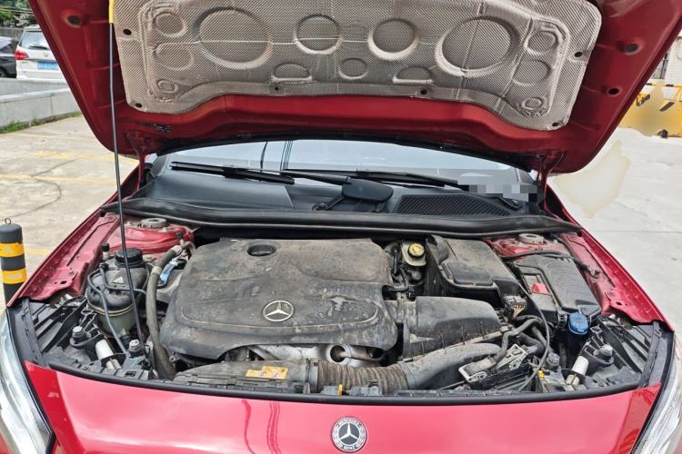 Used Mercedes-Benz GLA 2017 GLA 200 Sport Edition Engine Bay