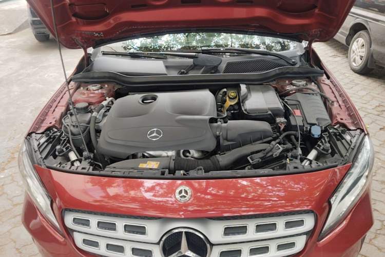 Used Mercedes-Benz GLA 2017 GLA 200 Fashion Model Engine Bay