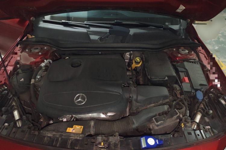 Used Mercedes-Benz GLA 2017 GLA 200 Fashion Model Engine Bay