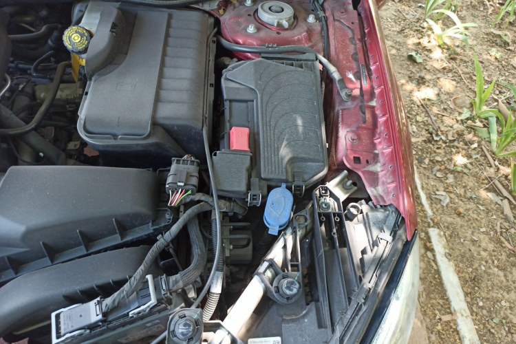 Used Mercedes-Benz GLA 2017 GLA 200 Fashion Model Engine Bay Left