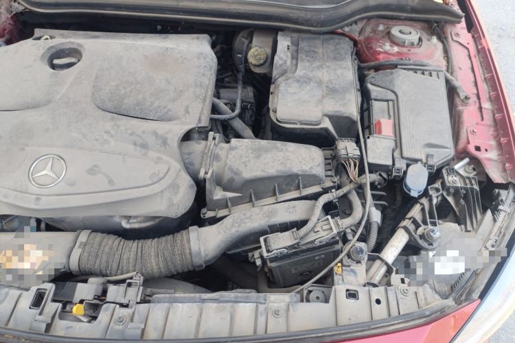 Used Mercedes-Benz GLA 2017 GLA 200 Sport Edition Engine Bay Left
