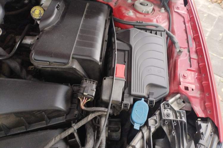 Used Mercedes-Benz GLA 2017 GLA 200 Sport Edition Engine Bay Left