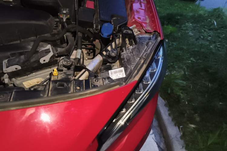 Used Mercedes-Benz GLA 2017 GLA 200 Fashion Model Engine Bay Left