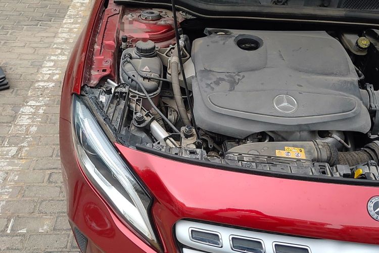 Used Mercedes-Benz GLA 2017 GLA 200 Fashion Model Engine Bay Right