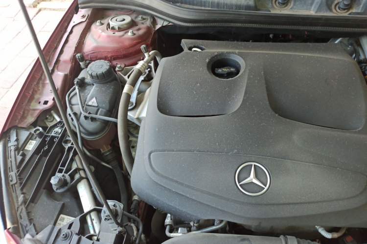 Used Mercedes-Benz GLA 2017 GLA 200 Fashion Model Engine Bay Right