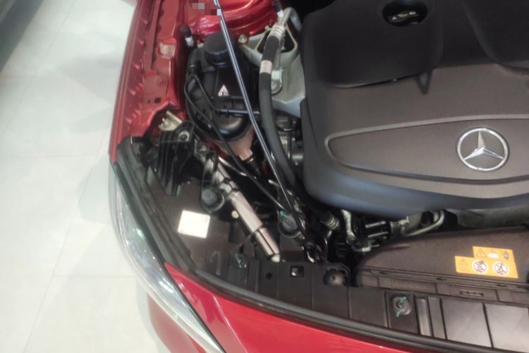 Used Mercedes-Benz GLA 2017 GLA 200 Sport Edition Engine Bay Right