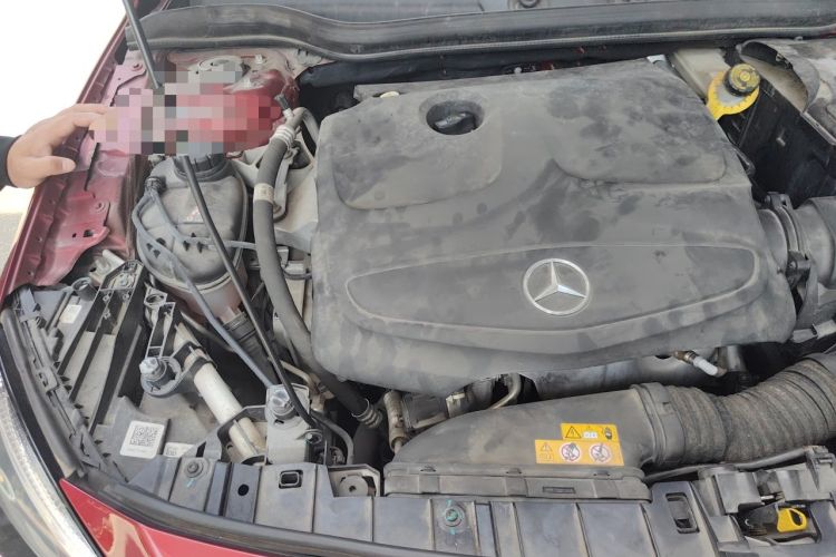 Used Mercedes-Benz GLA 2017 GLA 200 Fashion Model Engine Bay Right