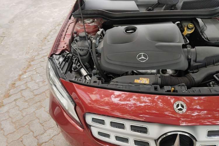Used Mercedes-Benz GLA 2017 GLA 200 Fashion Model Engine Bay Right