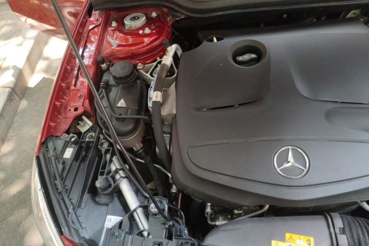 Used Mercedes-Benz GLA 2017 GLA 200 Fashion Model Engine Bay Right