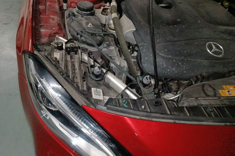 Used Mercedes-Benz GLA 2017 GLA 200 Fashion Model Engine Bay Right