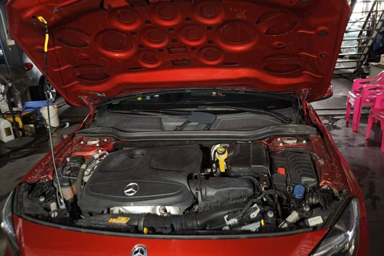 Used Mercedes-Benz GLA 2017 GLA 200 Sport Edition Engine Bay