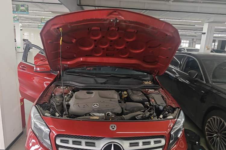 Used Mercedes-Benz GLA 2017 GLA 200 Sport Edition Engine Bay
