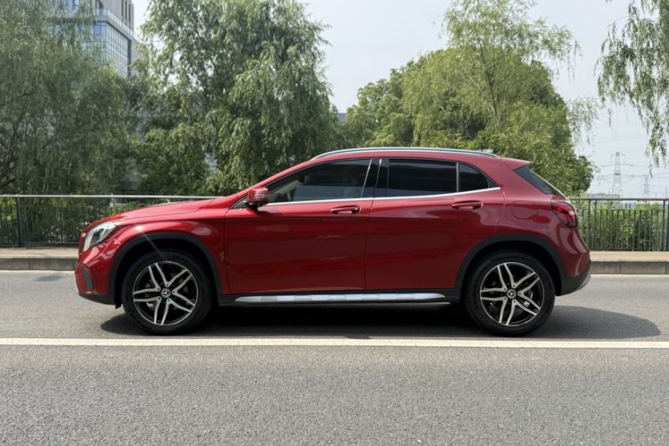 Used Mercedes-Benz GLA 2017 GLA 200 Fashion Model Exterior 1