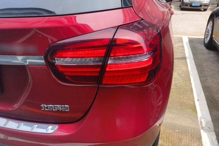 Used Mercedes-Benz GLA 2017 GLA 220 4MATIC Fashion Model Exterior 3