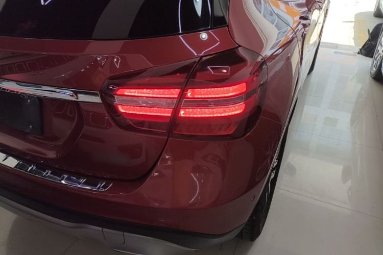 Used Mercedes-Benz GLA 2017 GLA 200 Fashion Model Exterior 3
