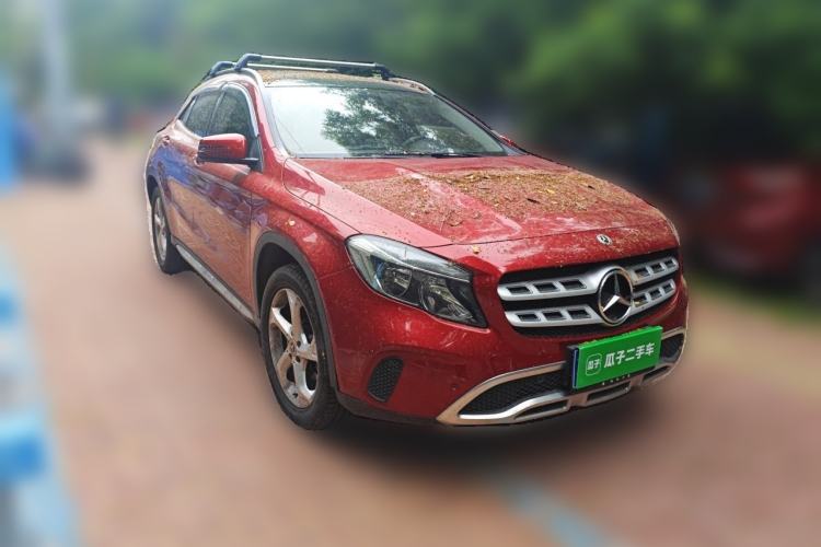 Used Mercedes-Benz GLA 2017 GLA 200 Sport Edition Front Right 45 Deg