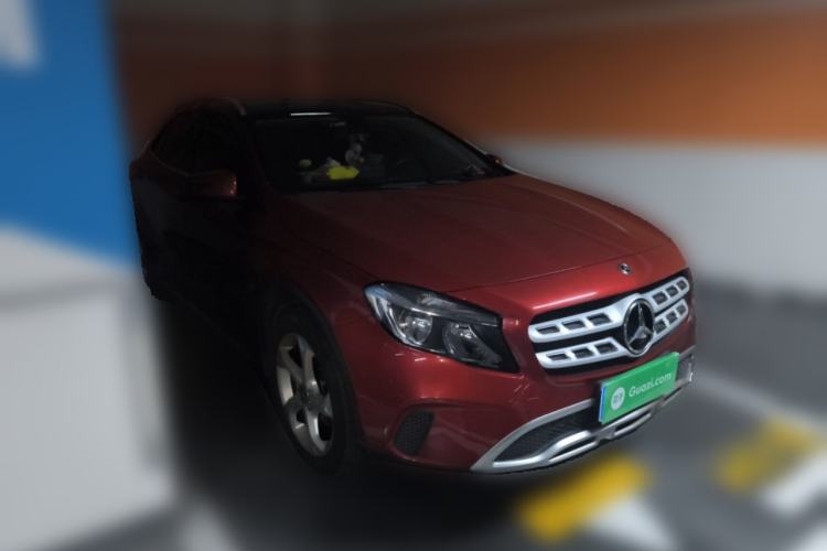 Used Mercedes-Benz GLA 2017 GLA 200 Sport Edition Front Right 45 Deg