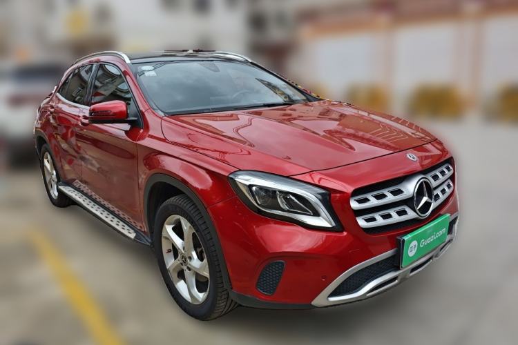Used Mercedes-Benz GLA 2017 GLA 200 Sport Edition Front Right 45 Deg