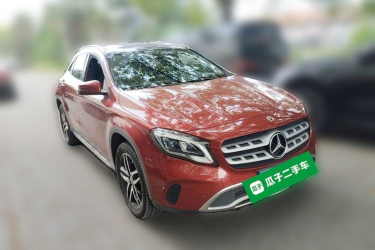 Used Mercedes-Benz GLA 2017 GLA 200 Fashion Model Front Right 45 Deg