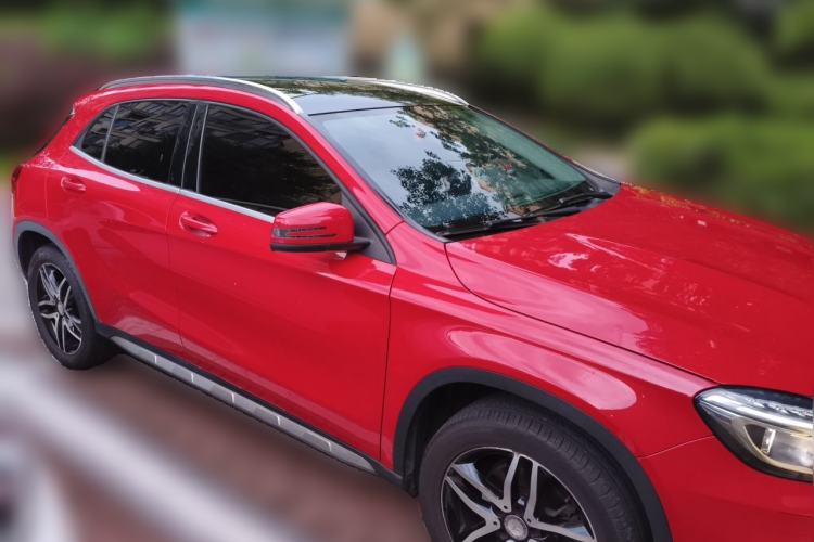 Used Mercedes-Benz GLA 2017 GLA 200 Fashion Model Front Right 45 Deg