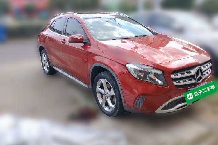 Used Mercedes-Benz GLA 2017 GLA 200 Sport Edition Front Right 45 Deg