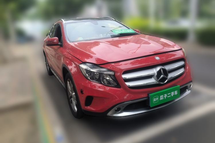 Used Mercedes-Benz GLA 2017 GLA 200 Sport Edition Front Right 45 Deg