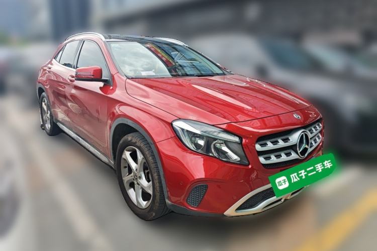 Used Mercedes-Benz GLA 2017 GLA 200 Sport Edition Front Right 45 Deg