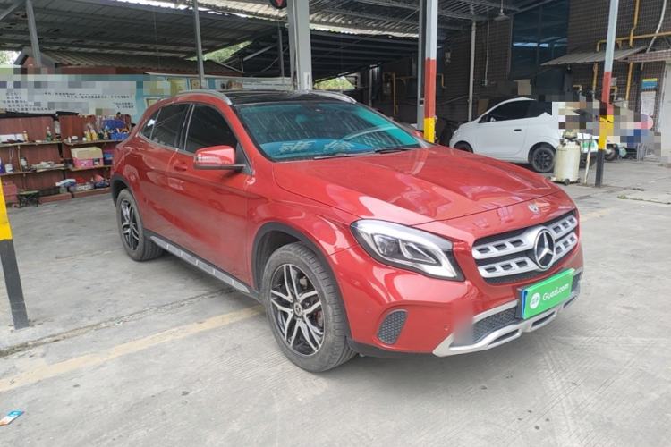 Used Mercedes-Benz GLA 2017 GLA 200 Fashion Model Front Right 45 Deg