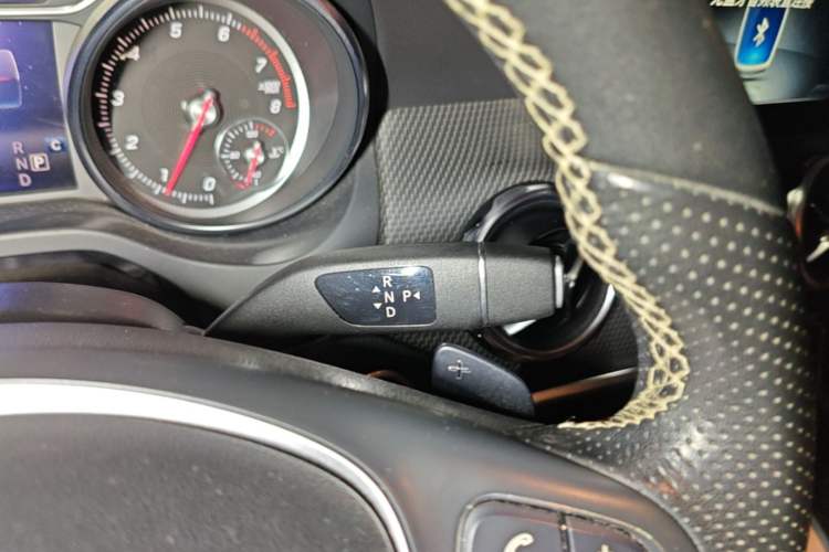 Used Mercedes-Benz GLA 2017 GLA 200 Sport Edition Gear Lever