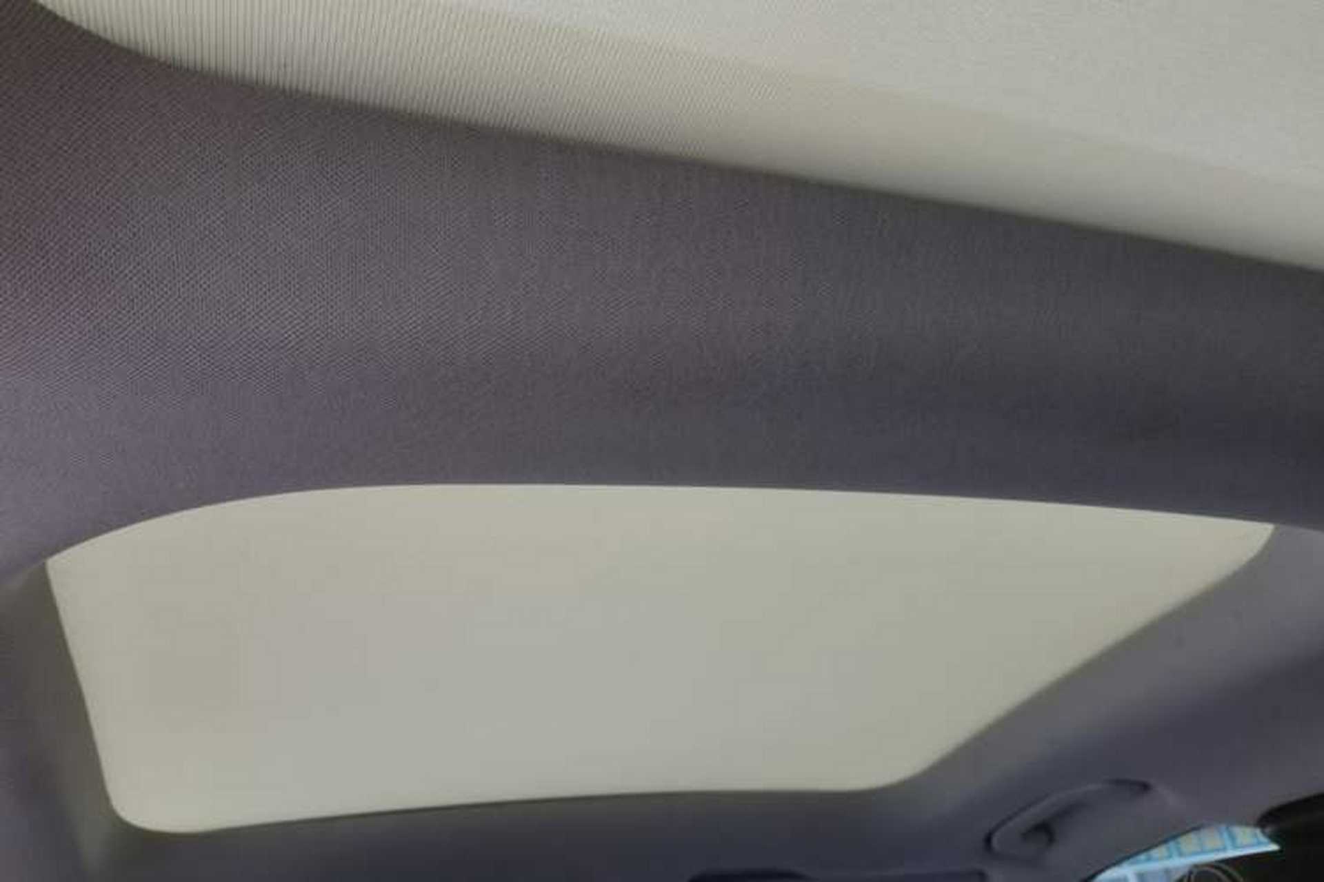 Used Mercedes-Benz GLA 2017 GLA 200 Fashion Model Headliner