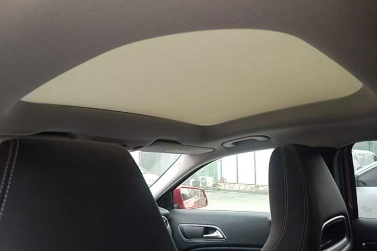 Used Mercedes-Benz GLA 2017 GLA 220 4MATIC Fashion Model Headliner