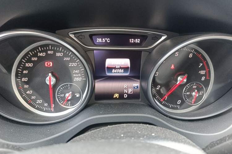 Used Mercedes-Benz GLA 2017 GLA 200 Fashion Model Instrument Cluster