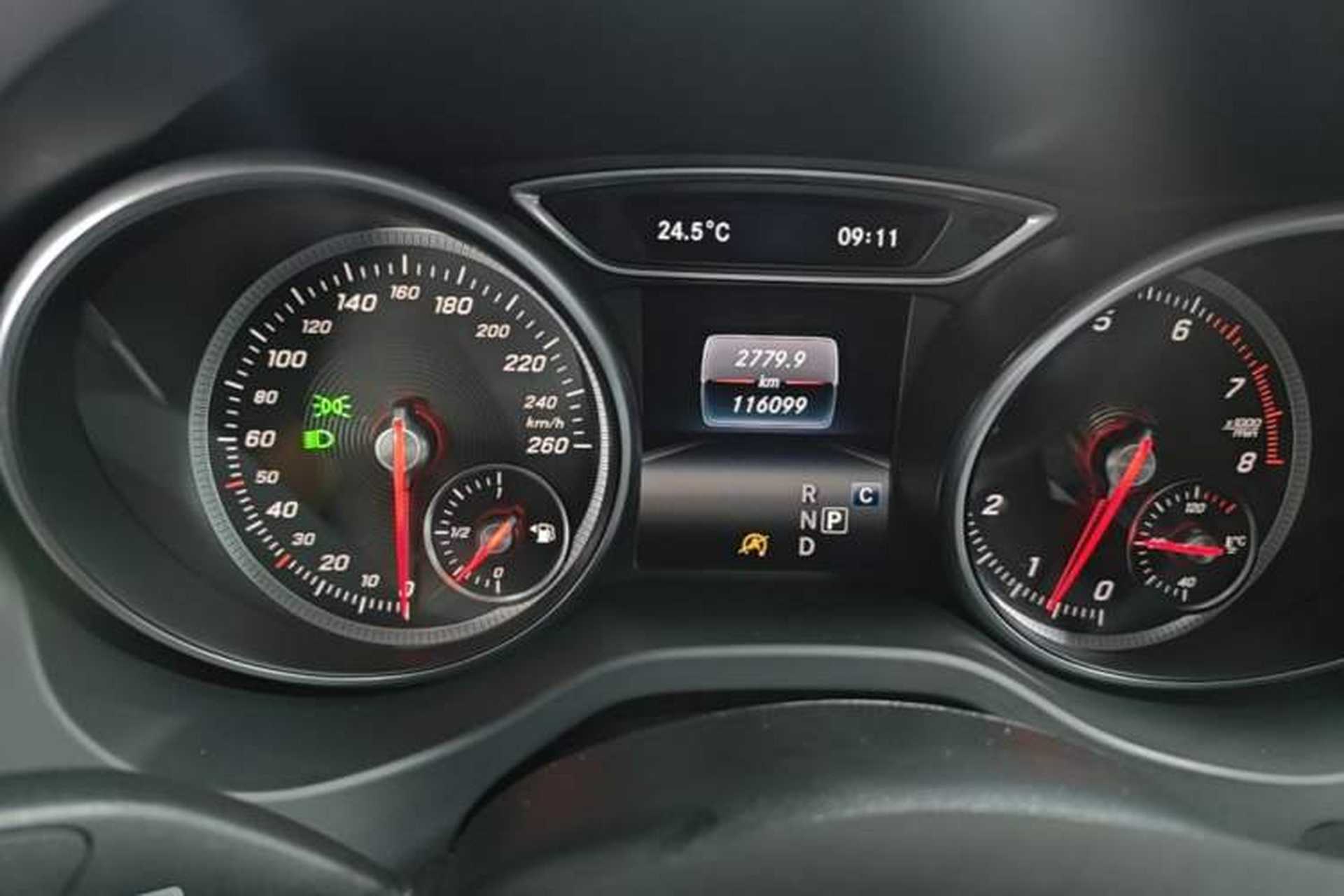 Used Mercedes-Benz GLA 2017 GLA 200 Fashion Model Instrument Cluster