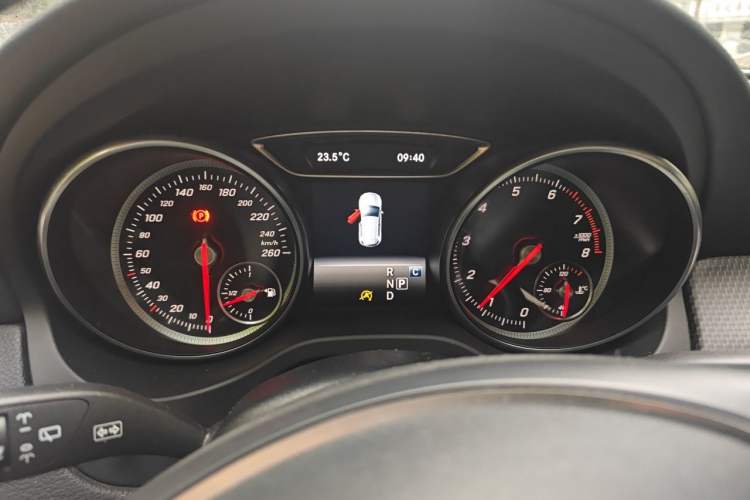 Used Mercedes-Benz GLA 2017 GLA 200 Sport Edition Instrument Cluster