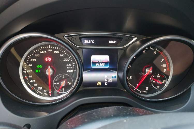 Used Mercedes-Benz GLA 2017 GLA 200 Sport Edition Instrument Cluster