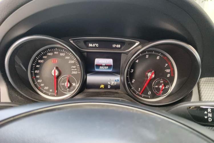 Used Mercedes-Benz GLA 2017 GLA 200 Fashion Model Instrument Cluster