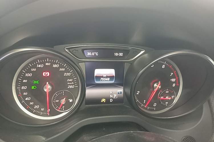 Used Mercedes-Benz GLA 2017 GLA 200 Fashion Model Instrument Cluster