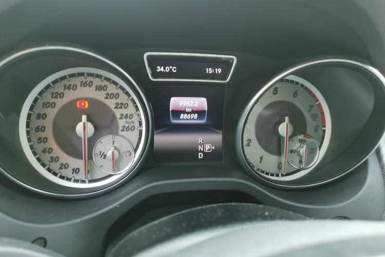Used Mercedes-Benz GLA 2017 GLA 200 Fashion Model Instrument Cluster