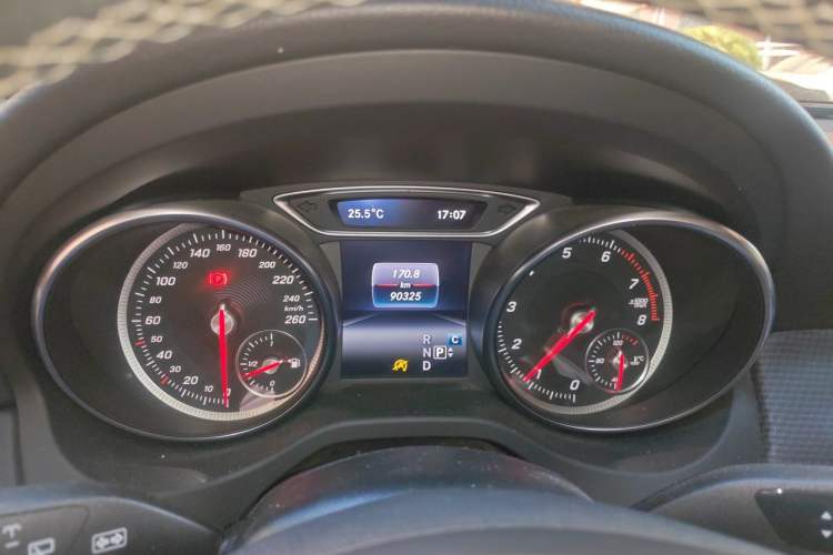 Used Mercedes-Benz GLA 2017 GLA 200 Sport Edition Instrument Cluster